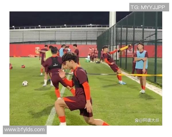 足球年前无热情的冷清赛季如何影响球迷的期待与球队的未来发展